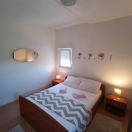 Apartman Lea Sukošan Exteriör bild