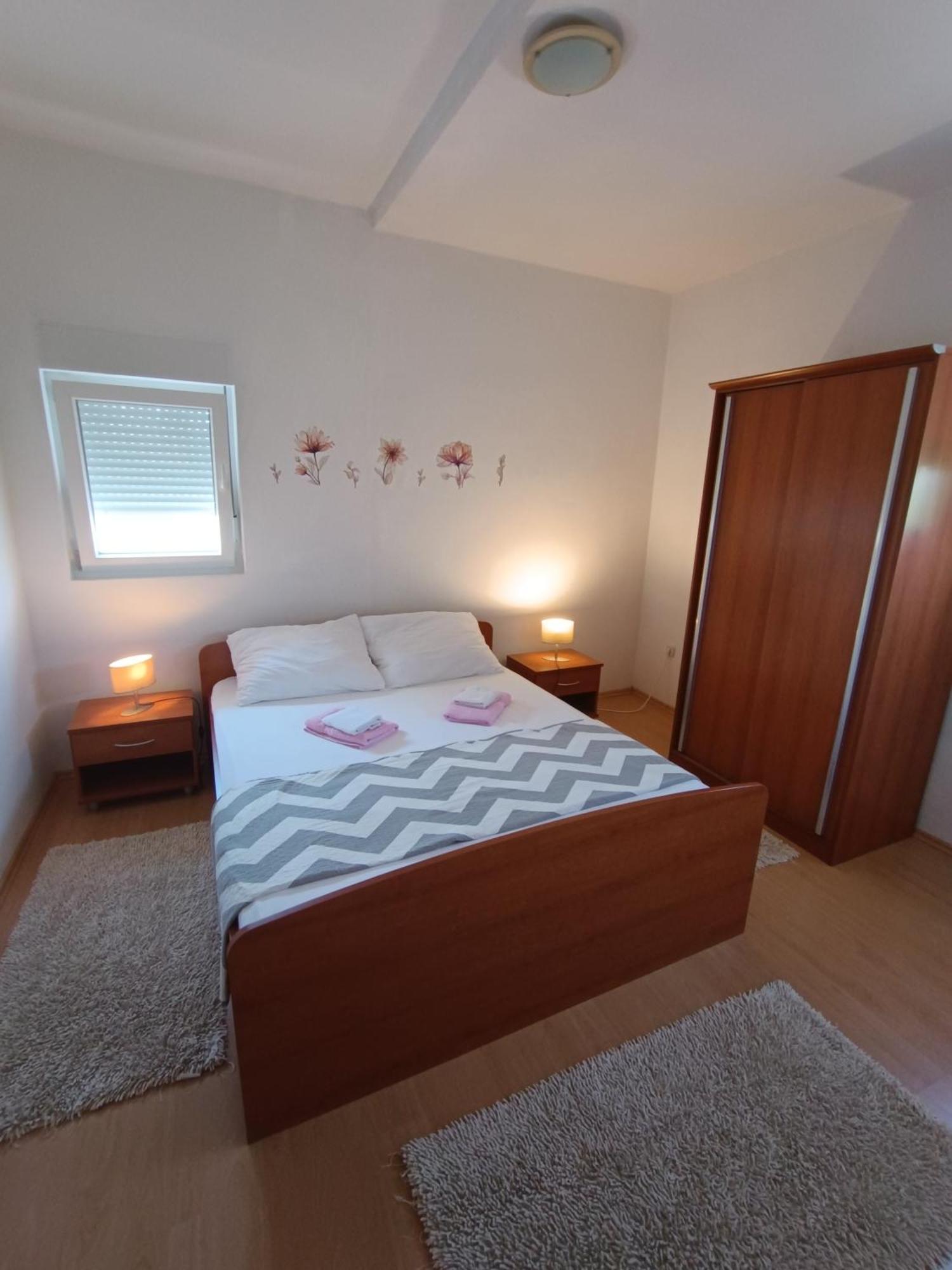 Apartman Lea Sukošan Exteriör bild